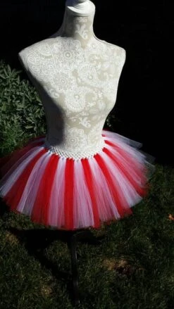 Candy Cane Tutu, Christmas Tutu, Adult Tutu, Red And White Tutu, Valentine's Day Tutu, , Plus Size Tutu, Tutu, Bachelorette Tutu, Rave Tutu -Jewellery Soldes Boutique il fullxfull.1078804776 a35m