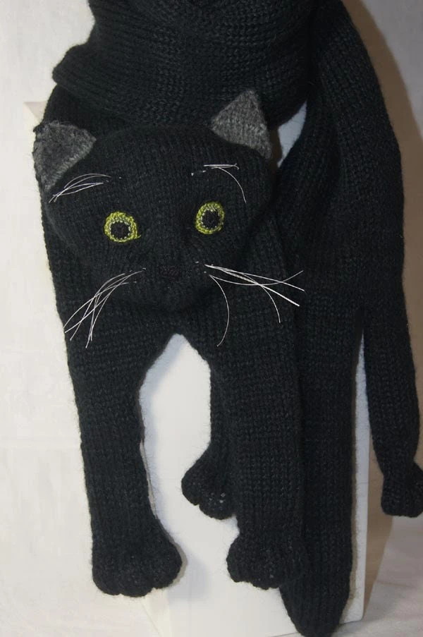 Black Cat Scarf Knitting Christmas Gift, Knitting Cat Scarf 4 Black Cat Scarf Knitting Christmas Gift, Knitting Cat Scarf - Image 2
