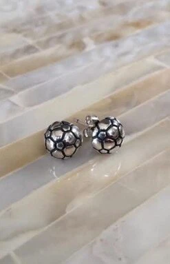 Soccer Stud Earrings- Sterling Silver- Soccer Player Jewelry- Soccer Coaches Gift- Soccer Mom Gift- Girl Jewelry- Christmas Jewelry -Jewellery Soldes Boutique il fullxfull.1100706898 eac4