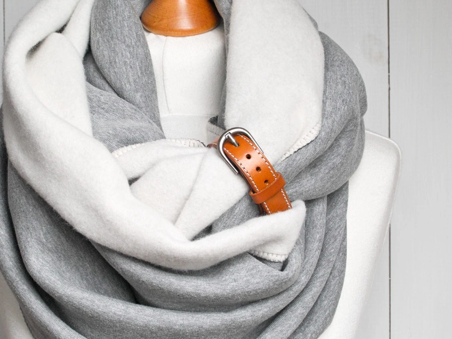 CHUNKY Infinity Scarf With Leather Cuff, Winter Hooded Scarf, Cozy SNOOD, Simple Winter Scarf, Gift Ideas For Her Christmas 7 CHUNKY Infinity Scarf With Leather Cuff, Winter Hooded Scarf, Cozy SNOOD, Simple Winter Scarf, Gift Ideas For Her Christmas - Image 5