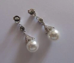 Kate Middleton Princess Of Wales Duchess Of Cambridge Inspired Replikate Lady Diana Round Pearl Drop Crystal Earrings Christmas Gift Idea -Jewellery Soldes Boutique il fullxfull.1338012755 esao