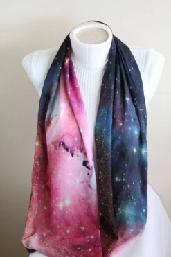 Galaxy Scarf, Outer Space Infinity Scarf - Space Gifts Galaxy Nebula Winter Fashion Christmas Gift Best Friend Gifts Women Gift Ideas -Jewellery Soldes Boutique il fullxfull.1381596860 4fn1