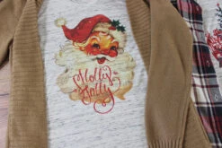 Christmas Truck Shirt/ Women's Christmas Shirt/ Christmas Shirt For Women/ Holiday Shirt/ Christmas Shirt With Red Truck/ Family/ Custom -Jewellery Soldes Boutique il fullxfull.1403805535 e403