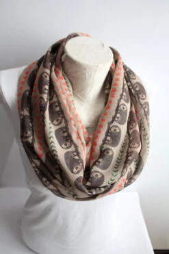 Sloth Scarf Hanging Sloth Infinity Scarf Women Accessories Cute Gifts For Friend Christmas Gift Ideas Funny Gift For Her Sloth Gifts -Jewellery Soldes Boutique il fullxfull.1414894213 tozf