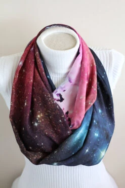 Galaxy Scarf, Outer Space Infinity Scarf - Space Gifts Galaxy Nebula Winter Fashion Christmas Gift Best Friend Gifts Women Gift Ideas -Jewellery Soldes Boutique il fullxfull.1428872807 mksj