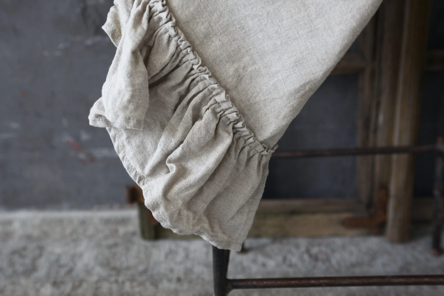 RUSTIC Unbleached Linen Set Of 2 Natural Linen Towels With Ruffles- Tea Towel-gift Set-Linen Large Small Towel- Linen Travel Towel-Christmas 5 RUSTIC Unbleached Linen Set Of 2 Natural Linen Towels With Ruffles- Tea Towel-gift Set-Linen Large Small Towel- Linen Travel Towel-Christmas - Image 3