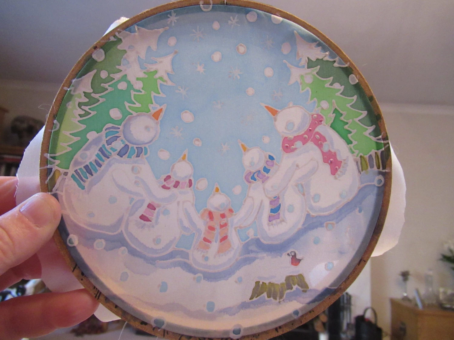 Silk Painting, Original Silk Art, Family Of Snowmen, Christmas Art, Winter, Festive Artwork, Children's Wall Art, Home Decor, White, Blue 11 Silk Painting, Original Silk Art, Family Of Snowmen, Christmas Art, Winter, Festive Artwork, Children's Wall Art, Home Decor, White, Blue - Image 9