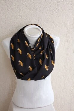 Fox Scarf, Fox Gifts - Animal Gift Ideas Animal Lover Fall Fashion Accessories Holiday Gift For Women Gift Christmas Gifts -Jewellery Soldes Boutique il fullxfull.1697134358 3md5