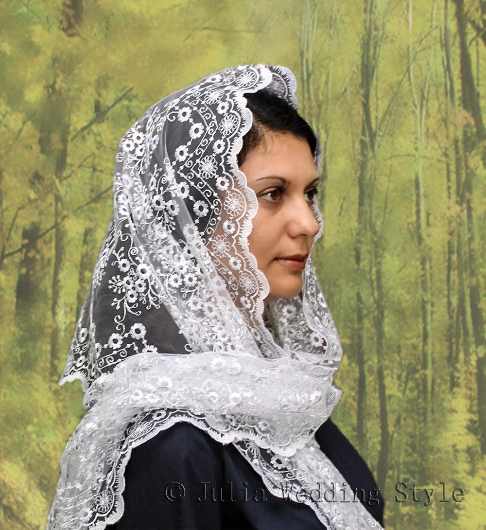 Gift For Christmas White Mantilla Veil,lace Scarf,bridal Catholic Head Covering,Veil For Mass,chapel Mantilla,catholic Accessories 3 Gift For Christmas White Mantilla Veil,lace Scarf,bridal Catholic Head Covering,Veil For Mass,chapel Mantilla,catholic Accessories