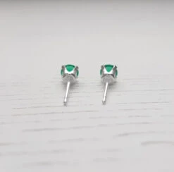 Tiny Green Onyx Stud Earrings, Emerald Green Gemstone Studs In Sterling Silver Or Gold Filled, Christmas Gift For Her, Stocking Filler -Jewellery Soldes Boutique il fullxfull.2067302247 mkyi