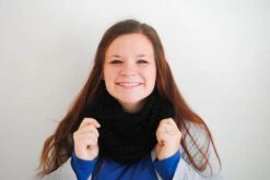 The Phoebe Scarf // Handmade Crocheted Infinity Scarf // Custom Made Winter Outdoors Wool Cute Luxury Warm Christmas Modern Birthday Gift 13 The Phoebe Scarf // Handmade Crocheted Infinity Scarf // Custom Made Winter Outdoors Wool Cute Luxury Warm Christmas Modern Birthday Gift -Jewellery Soldes Boutique il fullxfull.2153128603 18me