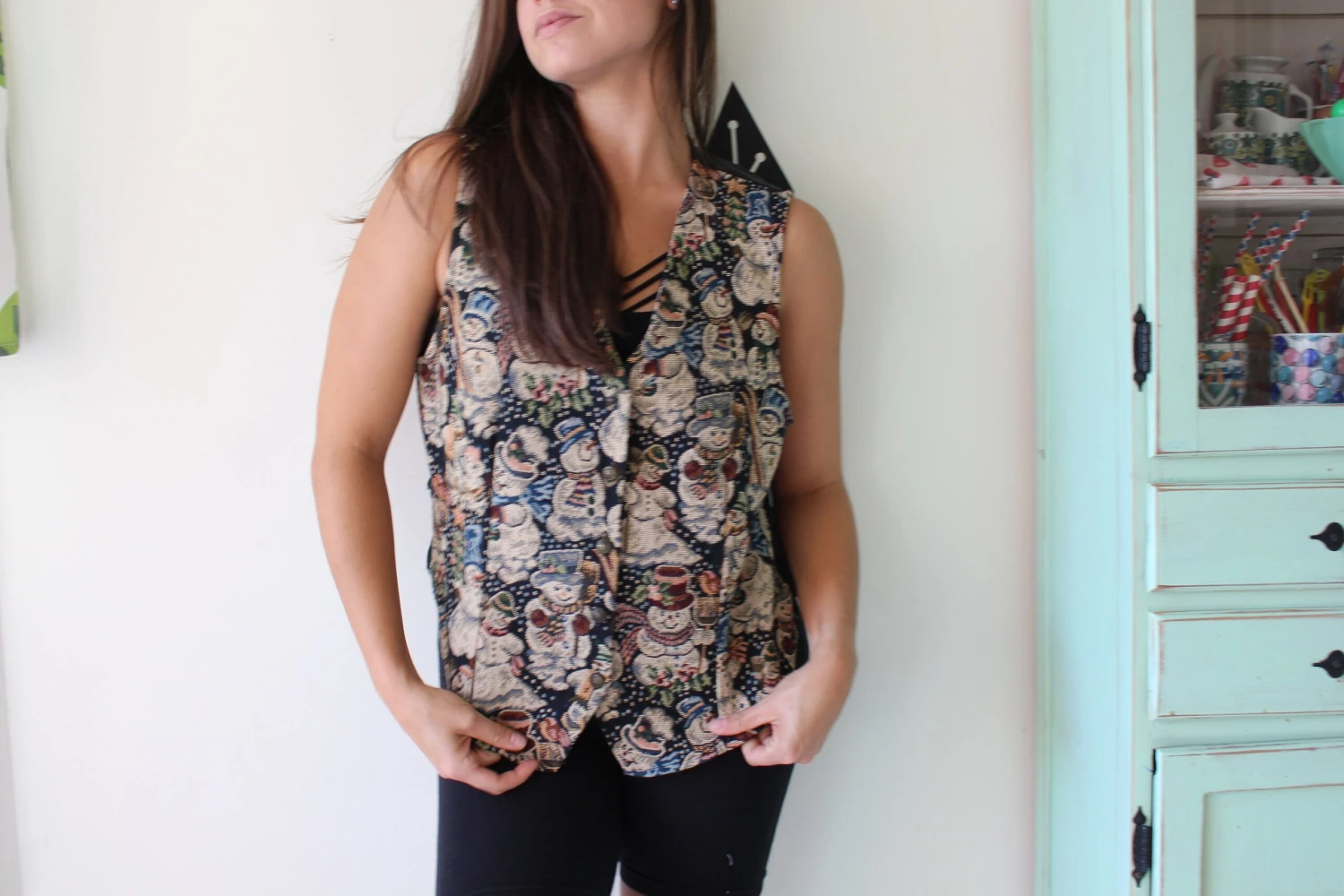 1980s Vintage Winter Carpet Vest..large Adults. Kitsch. Retro. Kawaii. Snowman. Novelty. Holiday. Christmas. Dazzle. Festive 7 1980s Vintage Winter Carpet Vest..large Adults. Kitsch. Retro. Kawaii. Snowman. Novelty. Holiday. Christmas. Dazzle. Festive - Image 5