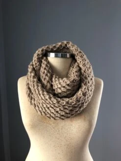 Christmas Sale, Knit Scarf, Knitted Infinity Scarf, Cowl, Hood Loop, Cowl Scarf, Man Women Unisex Circle Scarf, Women Chunky Scarves