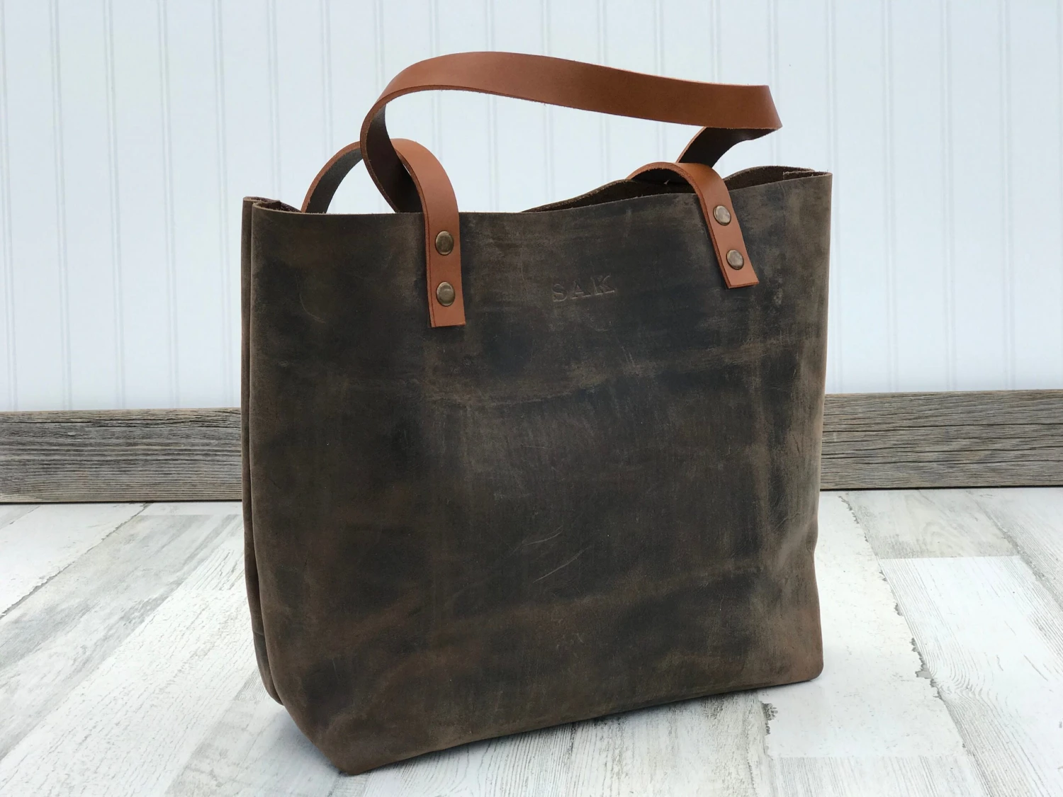 Christmas Sale Women’s Leather Tote Bag, Leather MacBook Tote Bag, Distressed Leather Personalized Shoulder Bag, Tote Bag For Her 11 Christmas Sale Women’s Leather Tote Bag, Leather MacBook Tote Bag, Distressed Leather Personalized Shoulder Bag, Tote Bag For Her - Image 9