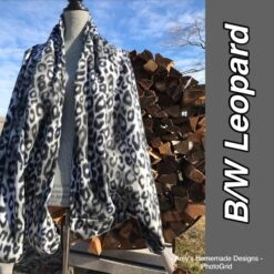 Adult Fleece Shawl, Snuggle Shawl, Fleece Wrap, Christmas Gift -Jewellery Soldes Boutique il fullxfull.2775262962 lvzd