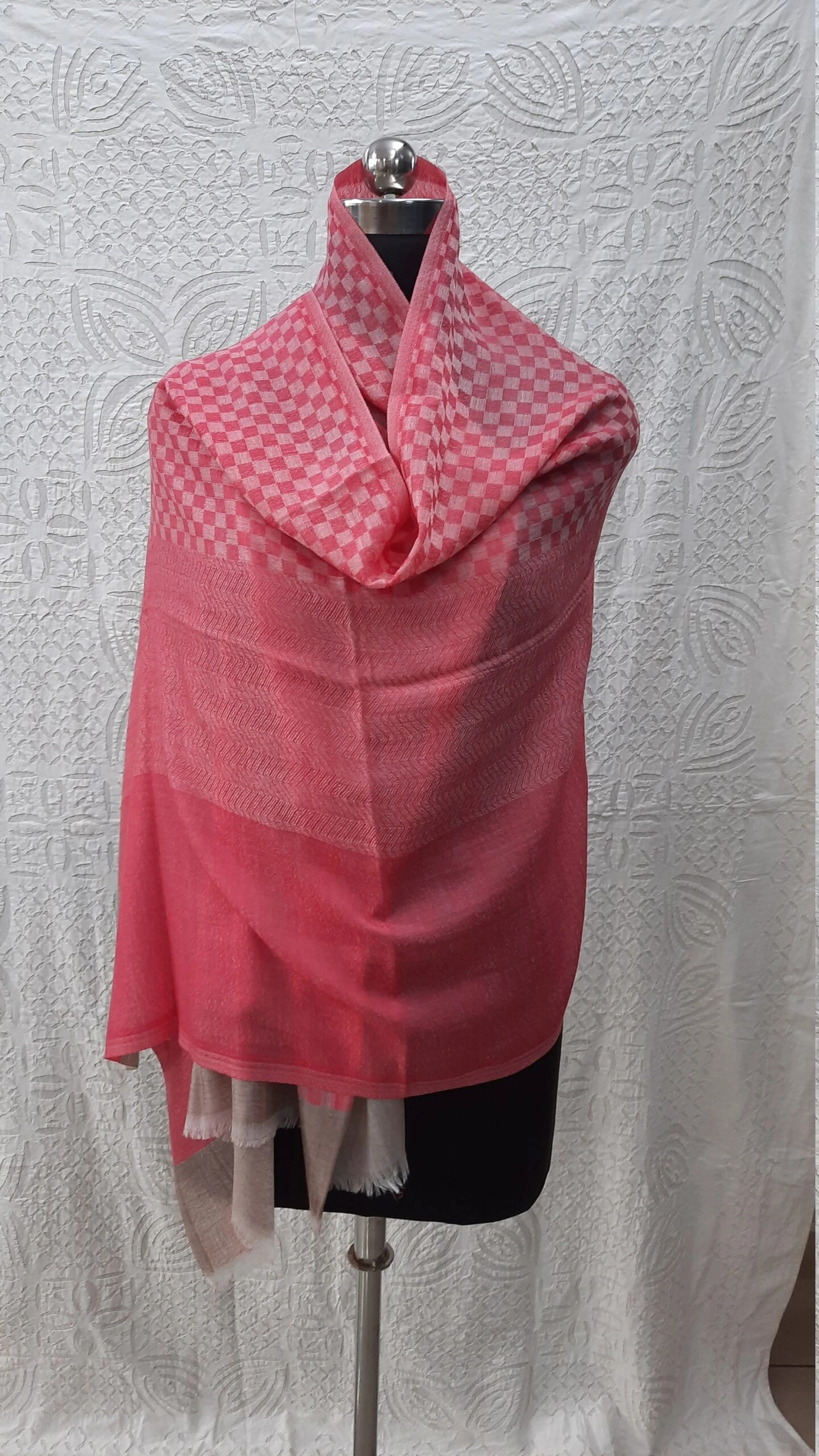 High Quality Pashmina Exclusive Shawls,Checkered HandWoven Shawls/Wraps,CASHMERE Shawls,Very Light Weave Wraps,Gift For Her/Christmas Gift 6 High Quality Pashmina Exclusive Shawls,Checkered HandWoven Shawls/Wraps,CASHMERE Shawls,Very Light Weave Wraps,Gift For Her/Christmas Gift - Image 4