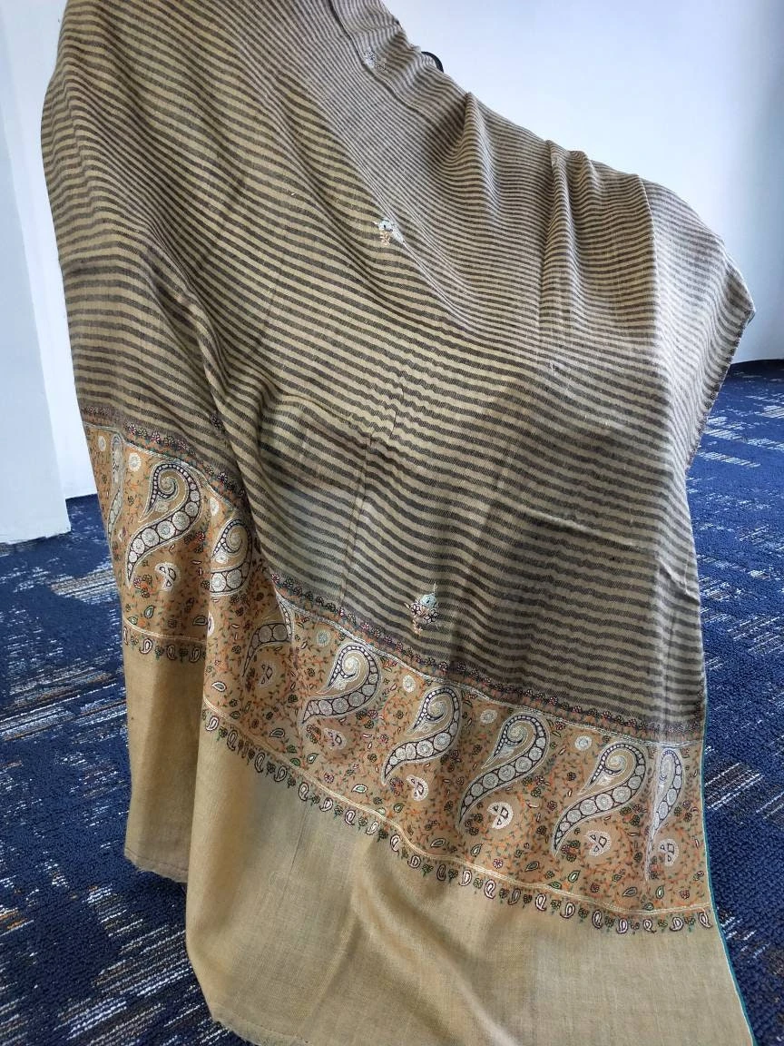 Premium Khatiras Multicolor Sozni Embroidered Wedding Cashmere Large Wrap, Wedding Scarf, Christmas Gift, Valentine Shawl, Winter Wrap 8 Premium Khatiras Multicolor Sozni Embroidered Wedding Cashmere Large Wrap, Wedding Scarf, Christmas Gift, Valentine Shawl, Winter Wrap - Image 6