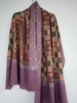 Royal Multicolor Premium Cashmere Sozni Embroidered Shawl, Wedding Wrap, Anniversary Gift. 105 X 205 Cm Large Wrap, Christmas Gift, Diwali 14 Royal Multicolor Premium Cashmere Sozni Embroidered Shawl, Wedding Wrap, Anniversary Gift. 105 X 205 Cm Large Wrap, Christmas Gift, Diwali -Jewellery Soldes Boutique il fullxfull.3445515180 qbeh