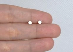 Tiny Round Disc Silver Studs - Tiny Dot Silver Studs - Handmade Simple Studs - Great Gift/ Valentine's/ Christmas/ New Year/ Birthday/ BFF -Jewellery Soldes Boutique il fullxfull.3469405207 dap7