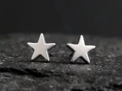Tiny Star Earrings Surgical Steel • Star Stud Earrings For Girl • Christmas Gift For Girl • Dainty Silver Earrings • Hypoallergenic Earrings -Jewellery Soldes Boutique il fullxfull.3540765731 mt3n