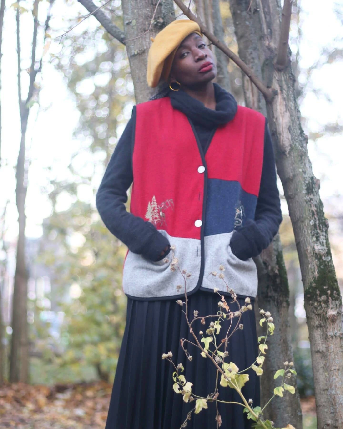 90s Geiser Wool Vest| Vintage Sleeveless Sweater With Reindeer Print| Country Cool Grey And Red Vest With Pockets| Christmas Reindeer Vest 6 90s Geiser Wool Vest| Vintage Sleeveless Sweater With Reindeer Print| Country Cool Grey And Red Vest With Pockets| Christmas Reindeer Vest - Image 4