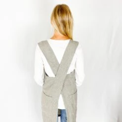 CROSS BACK APRON With Pockets / Japanese Style Linen Apron, Vegas/ Christmas Gift