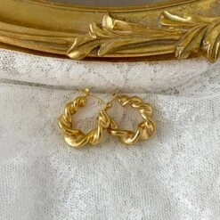 18K GOLD Twist Spiral Huggie Hoop Earrings Modern Twisted Croissant Bold Chunky Hoops Minimalist Earrings WATERPROOF Christmas Gift For Her