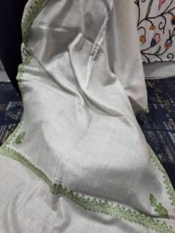 Premium Handcrafted Kashmiri Pashmina Sozni Embroidered Ivory Shawl, Softest And Luxurious Wedding Gift, Christmas Gift 75 X 205 Cm 16 Premium Handcrafted Kashmiri Pashmina Sozni Embroidered Ivory Shawl, Softest And Luxurious Wedding Gift, Christmas Gift 75 X 205 Cm -Jewellery Soldes Boutique il fullxfull.3948001289 2216