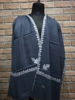 Premium Handcrafted Kashmiri Pashmina Sozni Embroidered Ivory Shawl, Softest And Luxurious Wedding Gift, Christmas Gift 75 X 205 Cm 17 Premium Handcrafted Kashmiri Pashmina Sozni Embroidered Ivory Shawl, Softest And Luxurious Wedding Gift, Christmas Gift 75 X 205 Cm -Jewellery Soldes Boutique il fullxfull.4126063607 s0pf