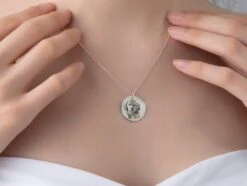 Silver Personalized Pet Necklace For Dogs Cats Mom's, Gold Pet Photo Pendant, Gift For Pet Lover, Pet Memorial Gift, Christmas Gifts For Mom -Jewellery Soldes Boutique il fullxfull.4158881947 hsje