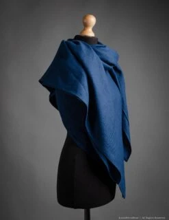Square NAVY BLUE Color Linen Shawl For Women, Large Linen Unisex Scarf, Unisex Christmas Gift, Brown Linen Wrap, Gift For Him 12 Square NAVY BLUE Color Linen Shawl For Women, Large Linen Unisex Scarf, Unisex Christmas Gift, Brown Linen Wrap, Gift For Him -Jewellery Soldes Boutique il fullxfull.4265485029 7ifj