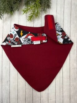 Rocking Santa RockNRoll Bandana Bib Waterproof Big Boy Teen Adult Male Dignity Scarf Christmas Special Needs Drool Bib Santa Clause Guitar -Jewellery Soldes Boutique il fullxfull.4333186674 57n6