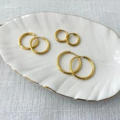 18K GOLD Huggie Hoop Earrings • Unisex Daily Wear Earrings • Minimalist Endless Hoop Earrings • WATERPROOF Jewelry • Perfect Christmas Gifts