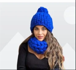 Super Chunky Infinite Scarf. Chunky Knit Hat. Oversize Snood Scarf Hat Set. Chunky Merino Cowl. Big Yarn Hat. Christmas Gift. Gift For Her.