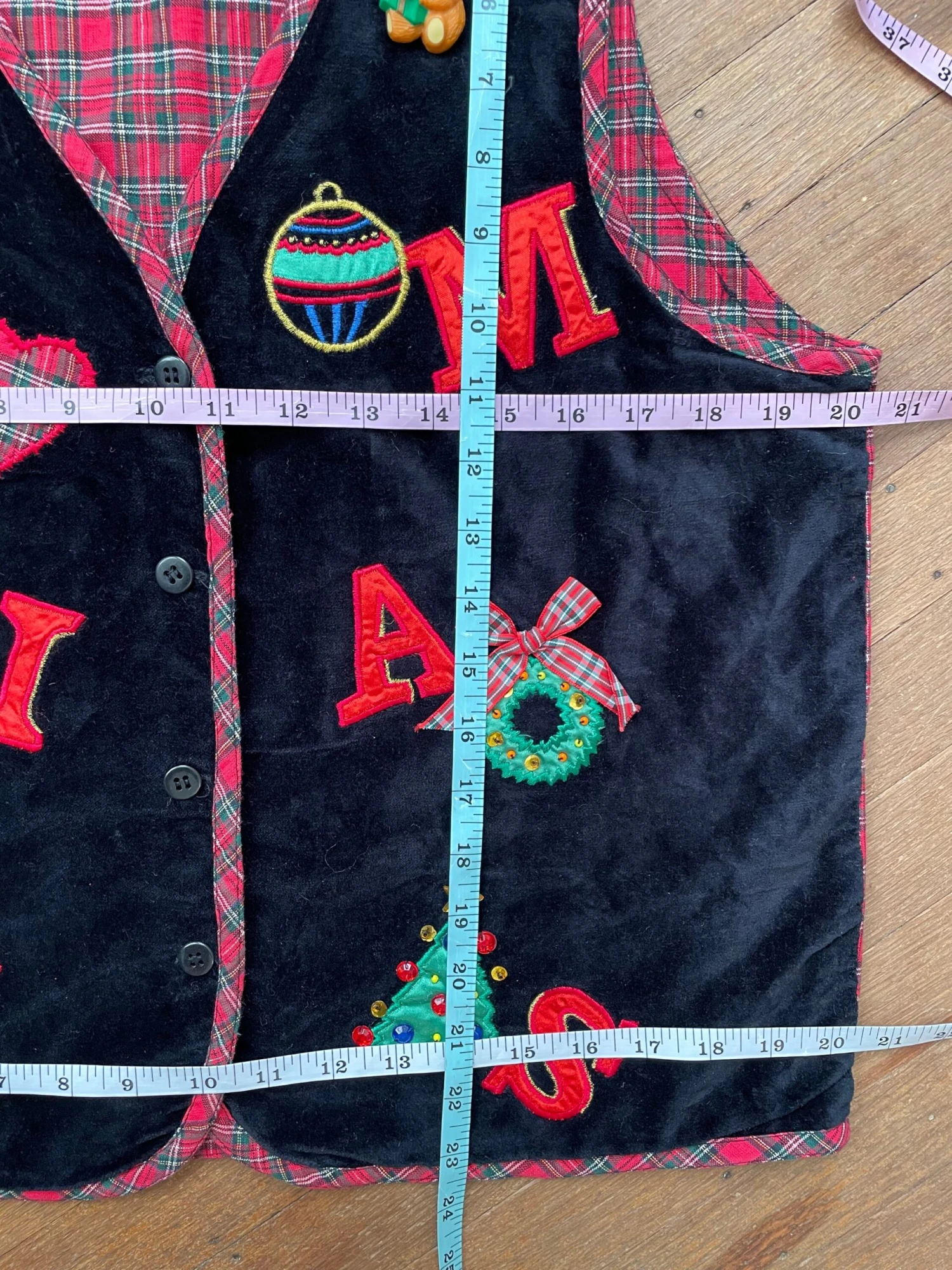Size M - Vintage Ugly Christmas Black Red Green Plaid Vest 8 Size M - Vintage Ugly Christmas Black Red Green Plaid Vest - Image 6