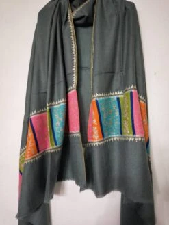 Christmas Gift Handmade Kashmiri Pashmina Embroidered Shawl, Wedding Cashmere Schal, Travel Wrap Wedding Scarf, Classical Pashmina Shawl