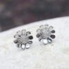 Silver Flower Stud Earrings - Christmas Gift / Birthday Gift • Earrings Studs • Daisy Earrings In Sterling Silver • Everyday Post Earrings -Jewellery Soldes Boutique il fullxfull.4635931400 f2ve