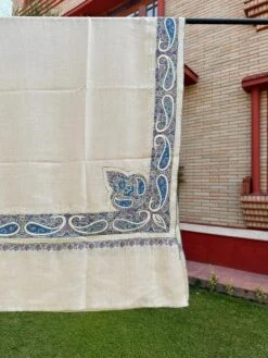 White Pashmina Shawl, Paper Mache Embroidery Shawl, Handmade Luxuries, Needle Work Shawl, Elegant Designer Scarfs, Gift For Christmas, India -Jewellery Soldes Boutique il fullxfull.5293727343 qxhc