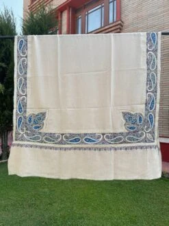 White Pashmina Shawl, Paper Mache Embroidery Shawl, Handmade Luxuries, Needle Work Shawl, Elegant Designer Scarfs, Gift For Christmas, India -Jewellery Soldes Boutique il fullxfull.5293727351 2qri
