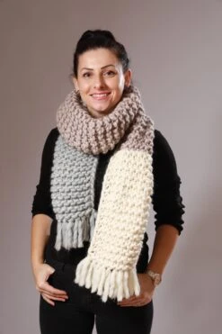 Chunky Oversized Scarf, Fringe Scarf, Christmas Gift For Women, Soft Chunky Scarf, Long Hand Knit Scarf, Winter Scarf, Soft And Cosy Scarf -Jewellery Soldes Boutique il fullxfull.5378740580 1v7g