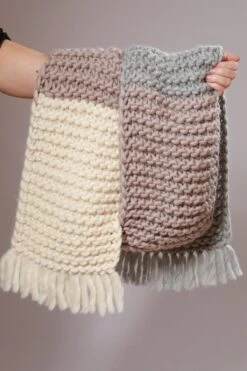 Chunky Oversized Scarf, Fringe Scarf, Christmas Gift For Women, Soft Chunky Scarf, Long Hand Knit Scarf, Winter Scarf, Soft And Cosy Scarf -Jewellery Soldes Boutique il fullxfull.5378742156 emac