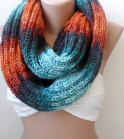 Chunky Knitting Infinity Loop Scarf,handmade Scarf, Knit Infinity Scarf Wool Scarf/ Colourfull Scarf- Circle Scarf, Christmas Scarf