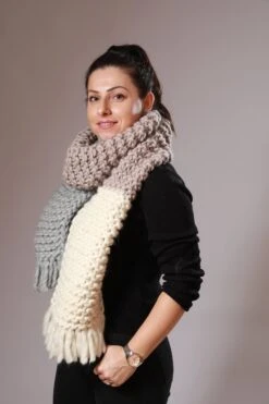 Chunky Oversized Scarf, Fringe Scarf, Christmas Gift For Women, Soft Chunky Scarf, Long Hand Knit Scarf, Winter Scarf, Soft And Cosy Scarf -Jewellery Soldes Boutique il fullxfull.5426907013 2684