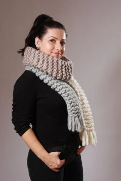 Chunky Oversized Scarf, Fringe Scarf, Christmas Gift For Women, Soft Chunky Scarf, Long Hand Knit Scarf, Winter Scarf, Soft And Cosy Scarf -Jewellery Soldes Boutique il fullxfull.5426909509 is0t