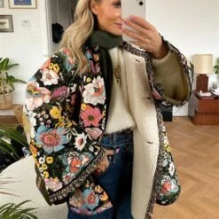 Winter Quilted Sherpa Lined Jacket Vintage Patchwork Jacket Coat Modern Floral Jacket Quilted Jacket Coat Christmas Gift -Jewellery Soldes Boutique il fullxfull.5457800781 647i