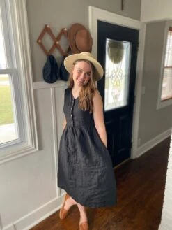 V-neck Linen Dress With Tie-Back Detail, SONOMA / Nursing Dress With Wooden Buttons / Available In 40 Colors / Christmas Gift For Her 16 V-neck Linen Dress With Tie-Back Detail, SONOMA / Nursing Dress With Wooden Buttons / Available In 40 Colors / Christmas Gift For Her -Jewellery Soldes Boutique il fullxfull.5464619417 j5m8