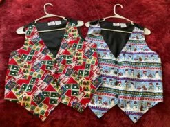 Vintage Nutcracker Christmas Vests Snowmen Reindeer And Penguin Medium/Large