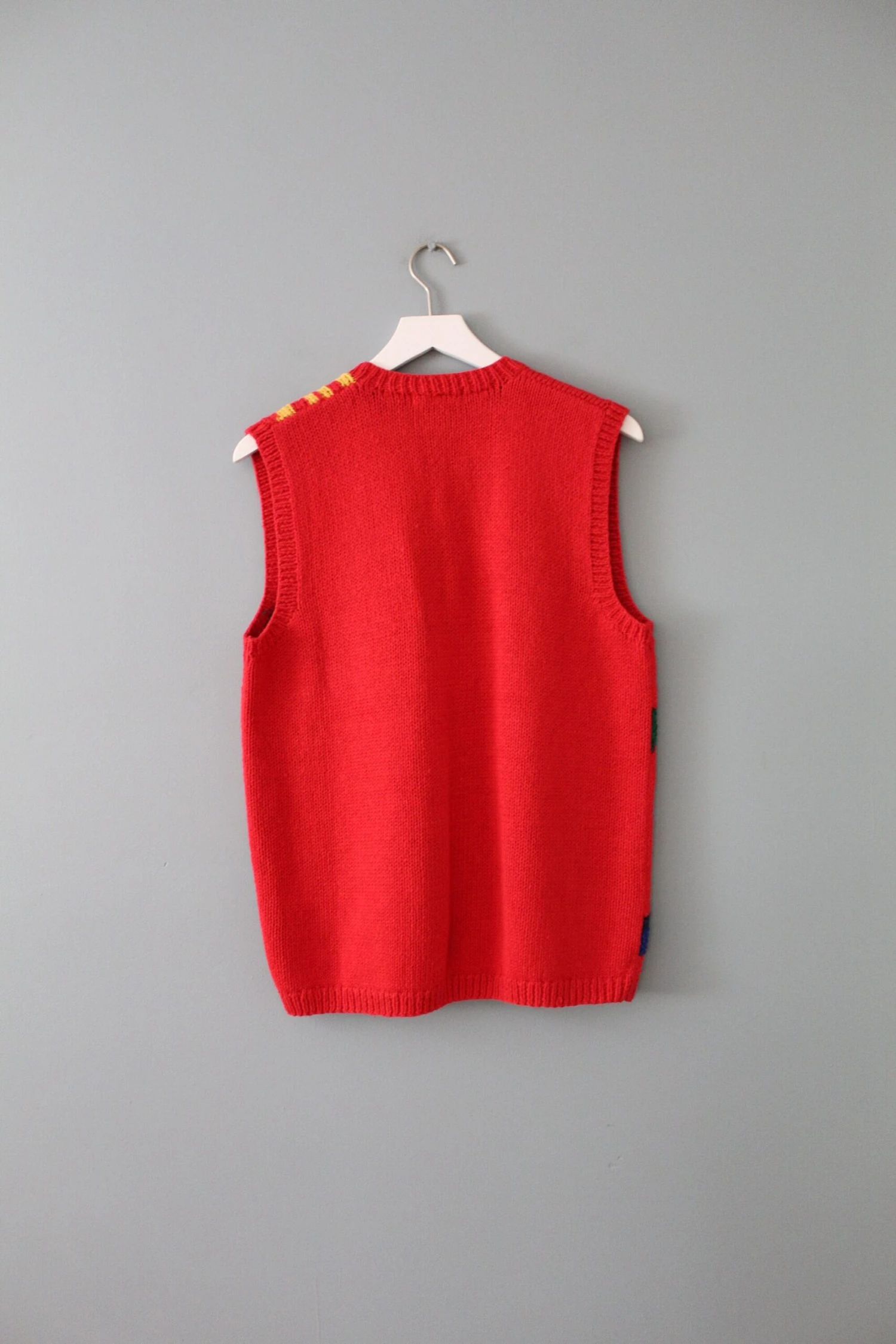 Christmas Kittens Intarsia Vest | Cute Kittens Vest | Hand-knitted Holiday Vest 12 Christmas Kittens Intarsia Vest | Cute Kittens Vest | Hand-knitted Holiday Vest - Image 10