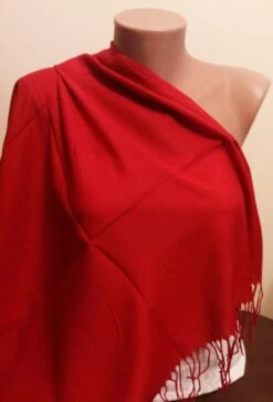 Classy Red Pashmina, Fringed Scarf ,Stylish Scarf, Classy Scarf, Red Dress, Red Accessory, Winter Soft Scarf, Christmas Gifts, Birthday 11 Classy Red Pashmina, Fringed Scarf ,Stylish Scarf, Classy Scarf, Red Dress, Red Accessory, Winter Soft Scarf, Christmas Gifts, Birthday -Jewellery Soldes Boutique il fullxfull.567163899 p9yq