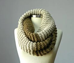 Christmas Sale, Knit Scarf, Knitted Infinity Scarf, Chunky Cowl Scarf, Hood Loop, For Man - Women Unisex Circle Scarf, Scarves -Jewellery Soldes Boutique il fullxfull.656707189 fjf3